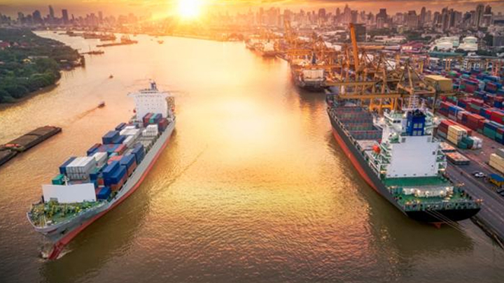 US Economic Strength, Tariff Clues Drive Markets